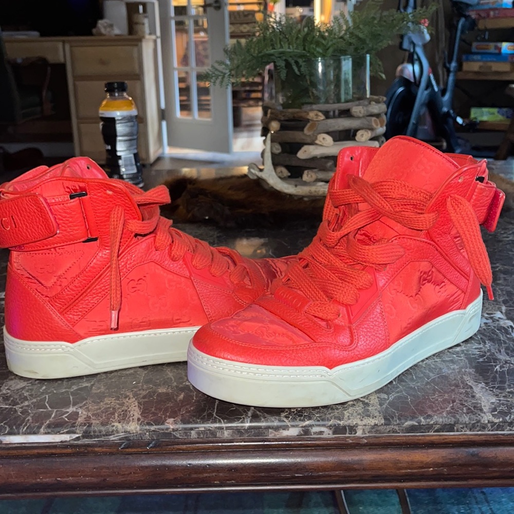 gucci sneakers